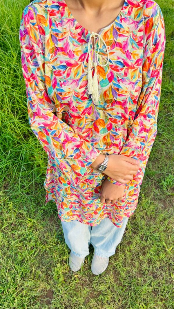 Rainbow Leaf Printed Kurta - Image 3
